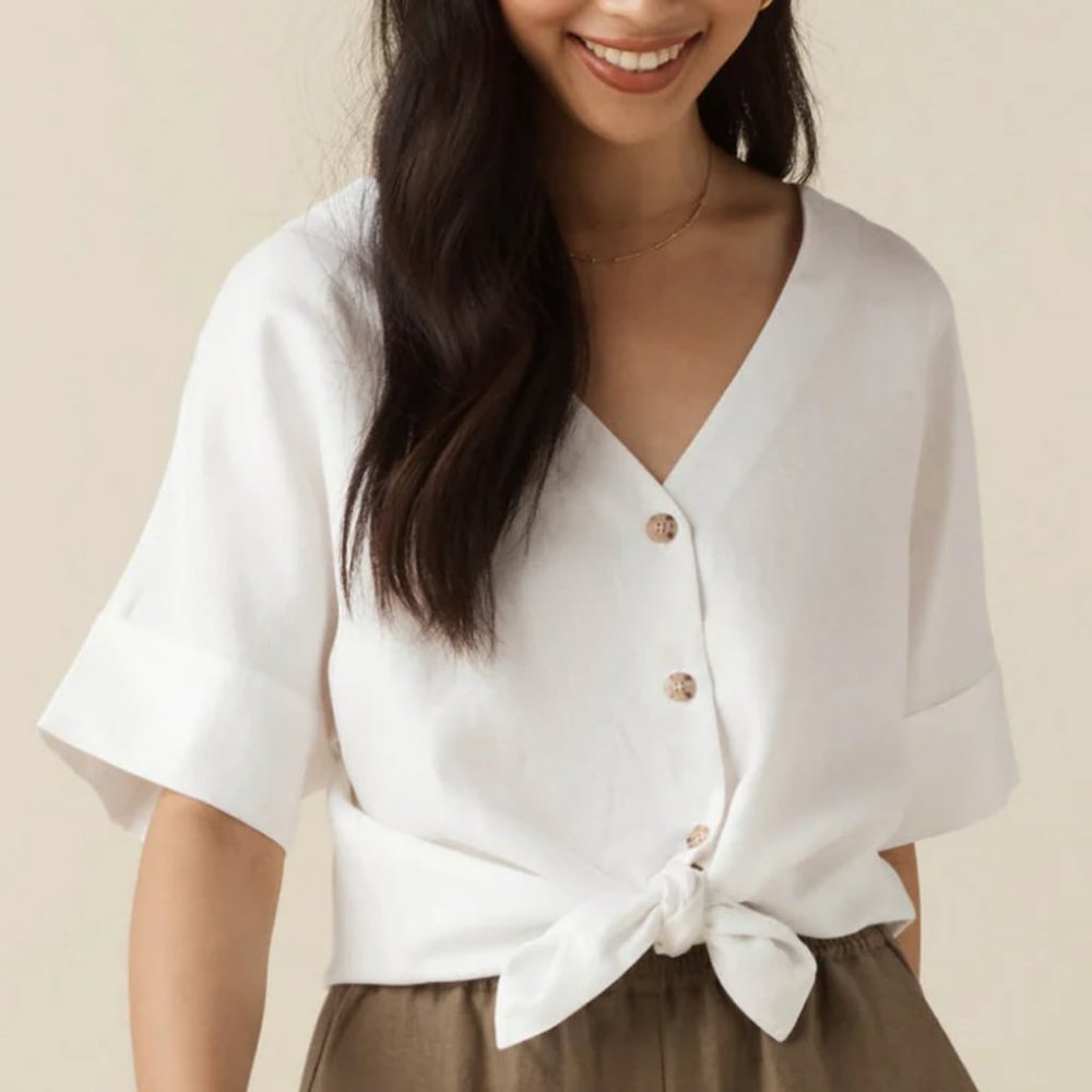 VETTA The Textured Girlfriend Shirt in New Ivory